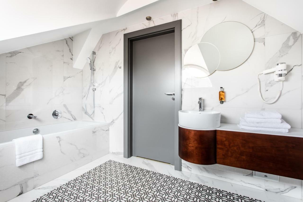 Jakubowy Hotel Gdynia Extérieur photo