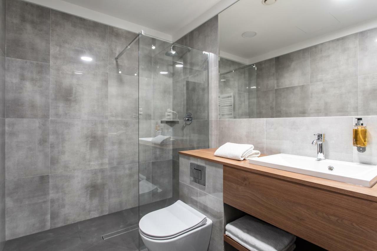 Jakubowy Hotel Gdynia Extérieur photo